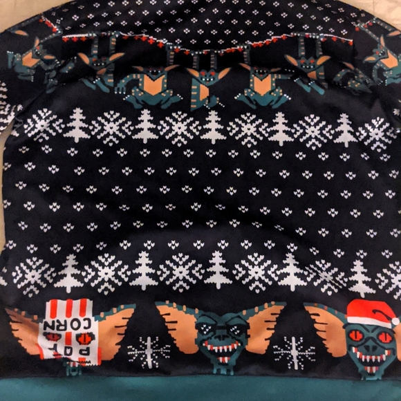 Gremlins ugly design pullover hoodie - Picture 5 of 5